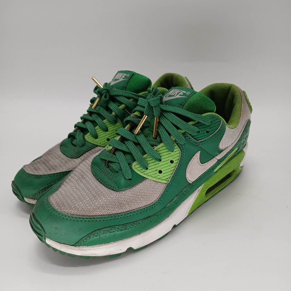 Green Nike Air, size 9